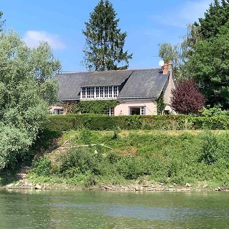 Béhuard : Maison vue Loire Exterior foto